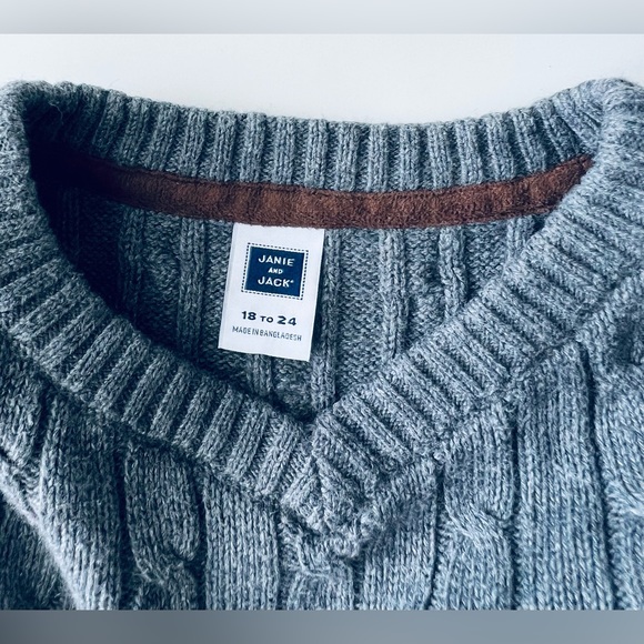 Janie and Jack Boy Grey Wool blend cable sweater Long Sleeve Suede elbow Patches - Picture 2 of 5